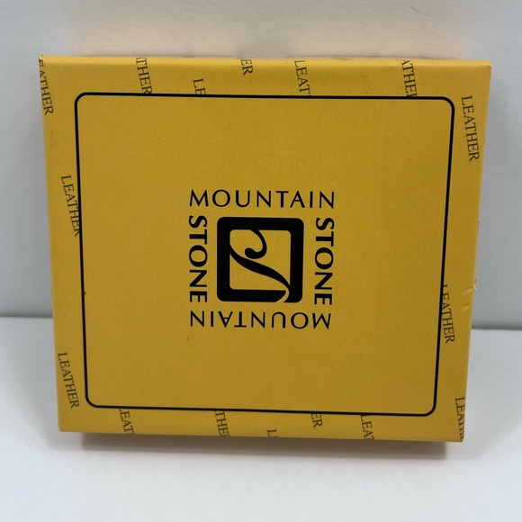 ⭐️STONE MOUNTAIN💯MENS BLACK LEATHER WALLET W/RFID PROTECTION, INTERIOR ZIPPER - Picture 15 of 16